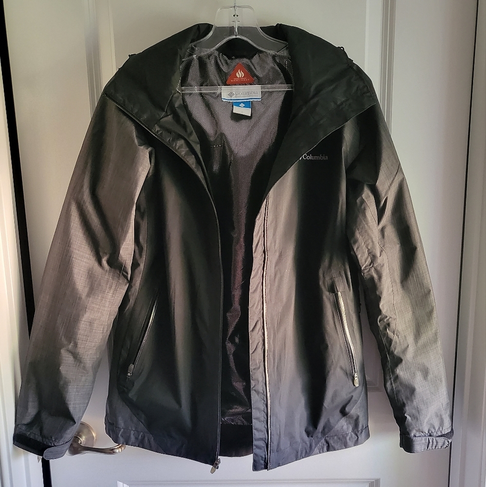 Columbia Omni-Tech Black/Grey 2 Layers Jacket